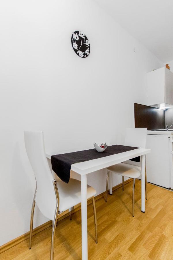 Apartmani Mariva Vodice Esterno foto