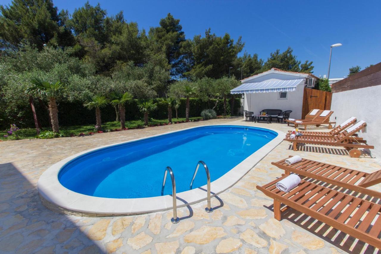 Apartmani Mariva Vodice Esterno foto