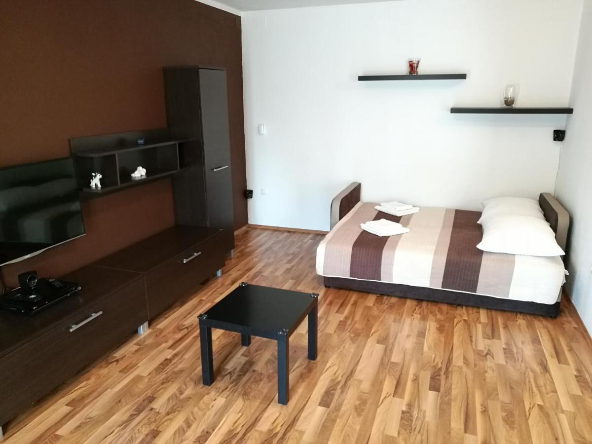 Apartmani Mariva Vodice Esterno foto