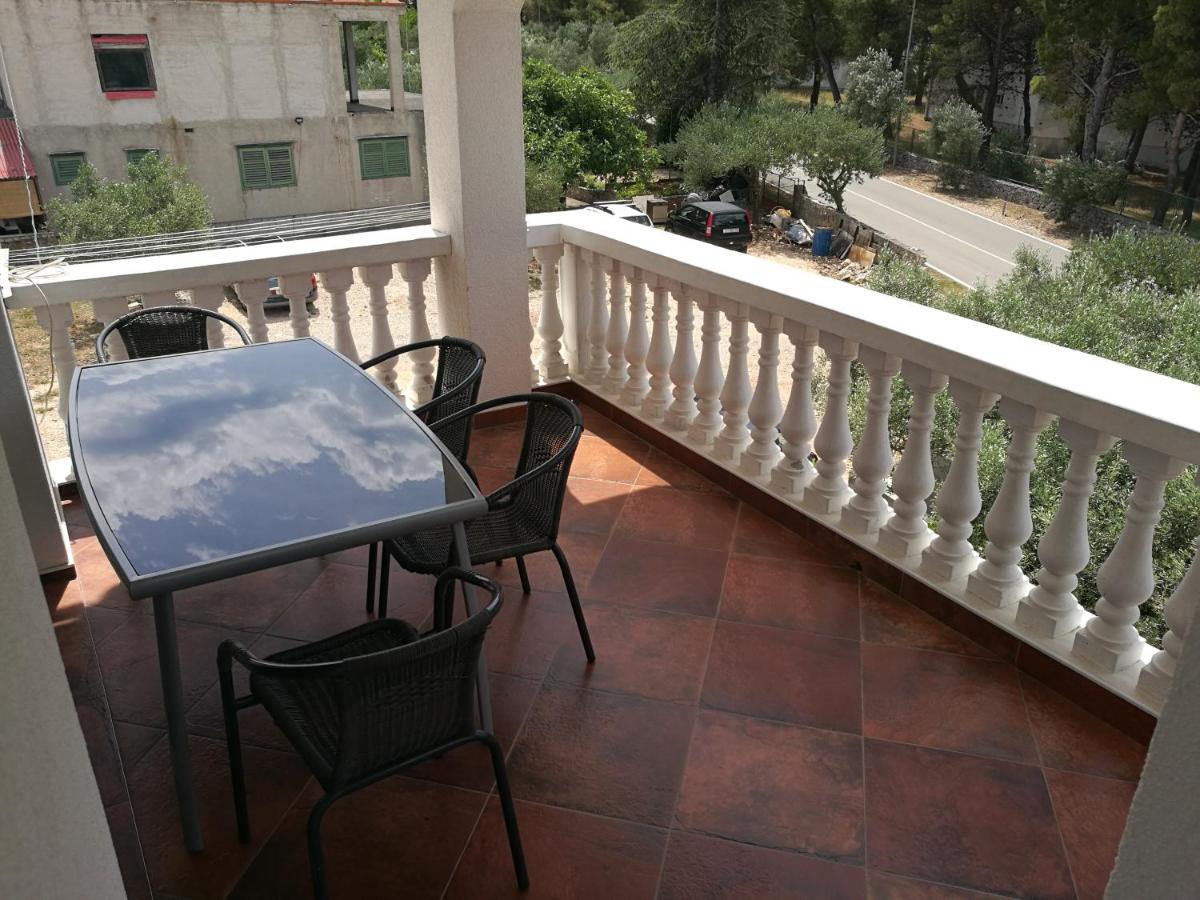 Apartmani Mariva Vodice Esterno foto